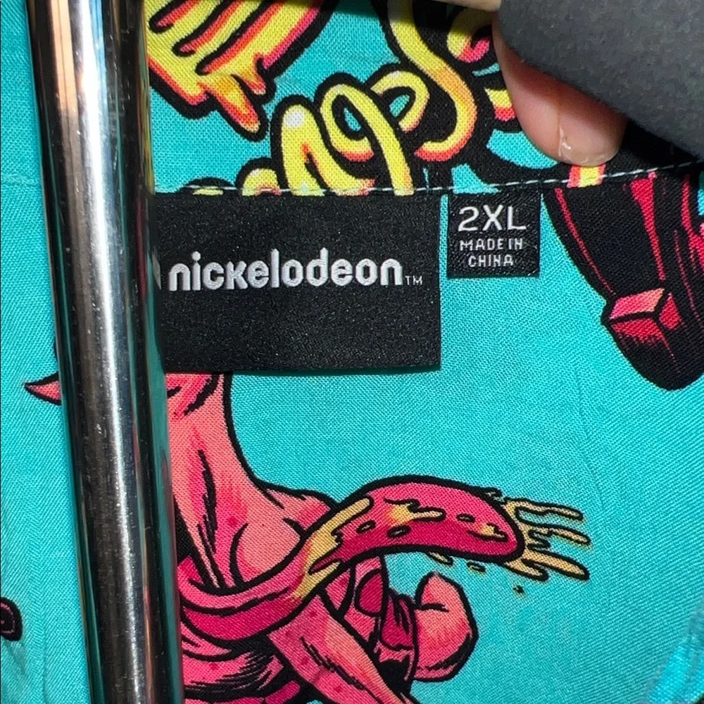 Nickelodeon Blue and Red Graphic Men's Shirt - Picture 3 of 9